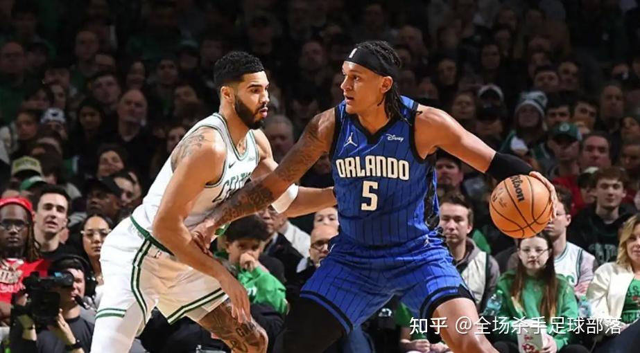 凯尔特人绝杀时刻，冲击季后赛点燃赛场，命运悬念迎来胜利！